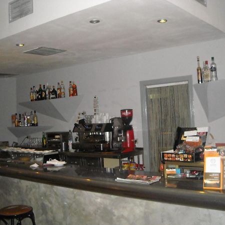 Sancti Spíritus 旅馆香格里拉黄松酒店 外观 照片